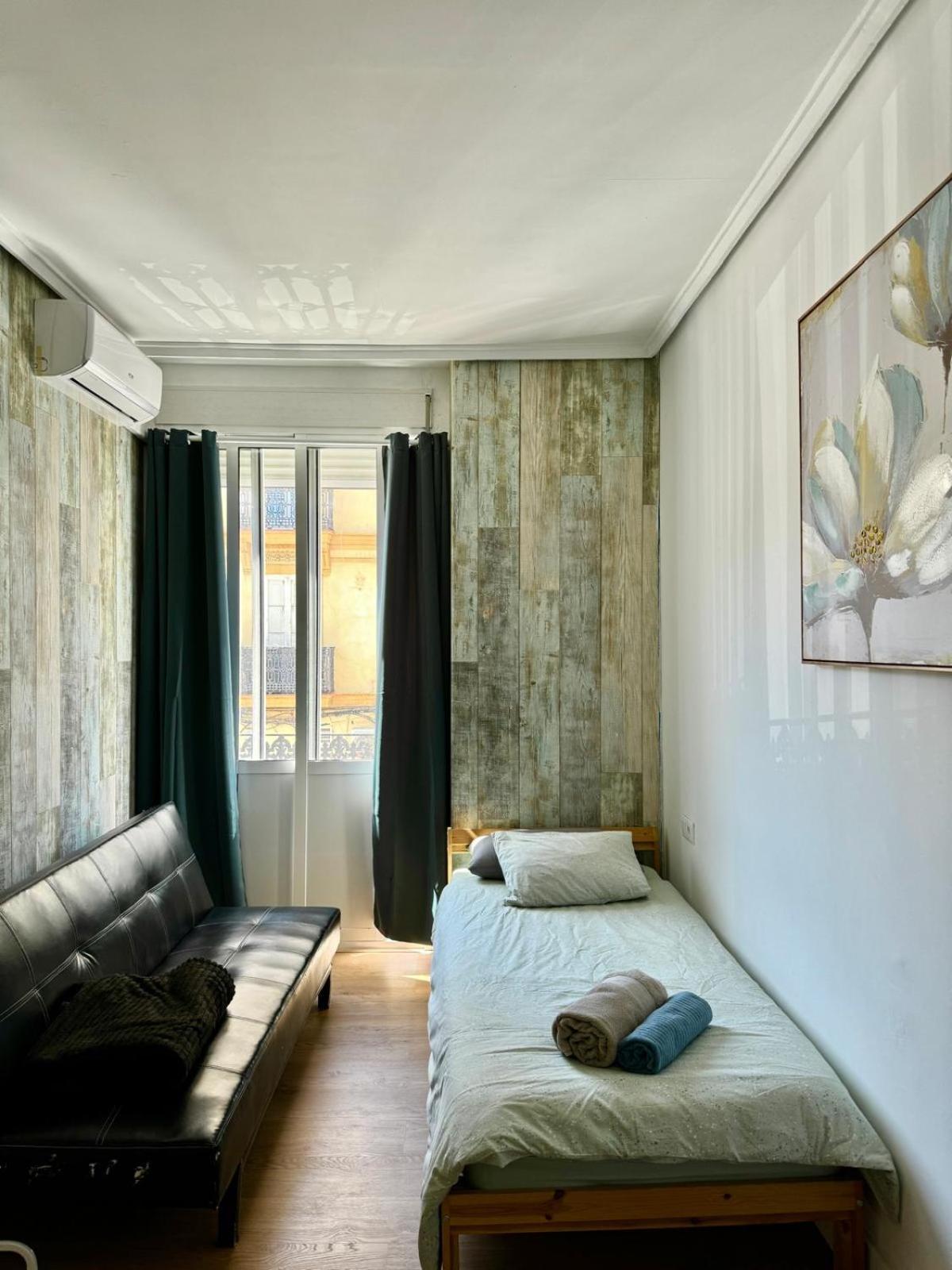 Vlc Center 4 Room Apartment Валенсия Экстерьер фото