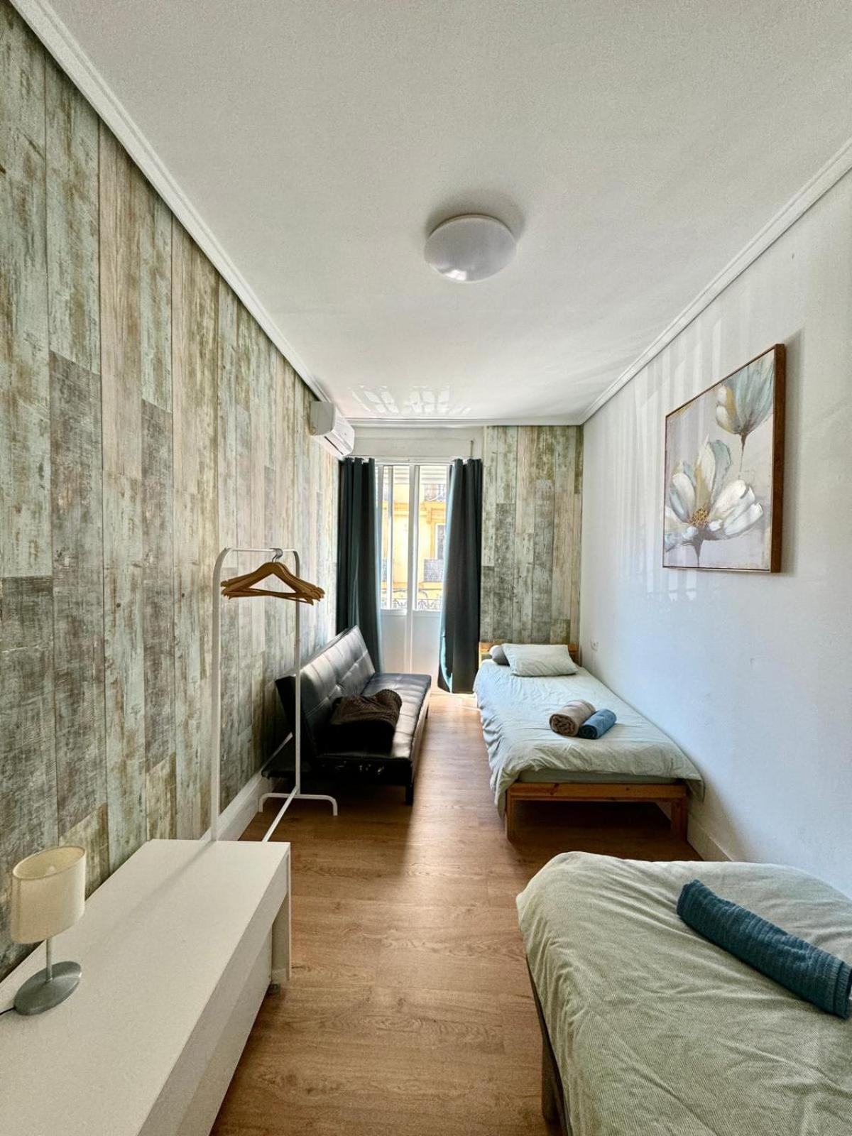 Vlc Center 4 Room Apartment Валенсия Экстерьер фото